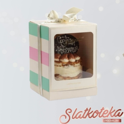 Mini Gift Cake Tiramisu na sivoj pozadini sa šljokicama