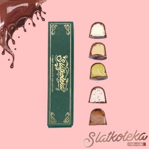 Mini praline za slatki poklon na roze pozadini